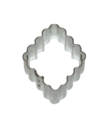 Vykrajovačka kosoštvorec 37 × 43 mm vrúbkovaný