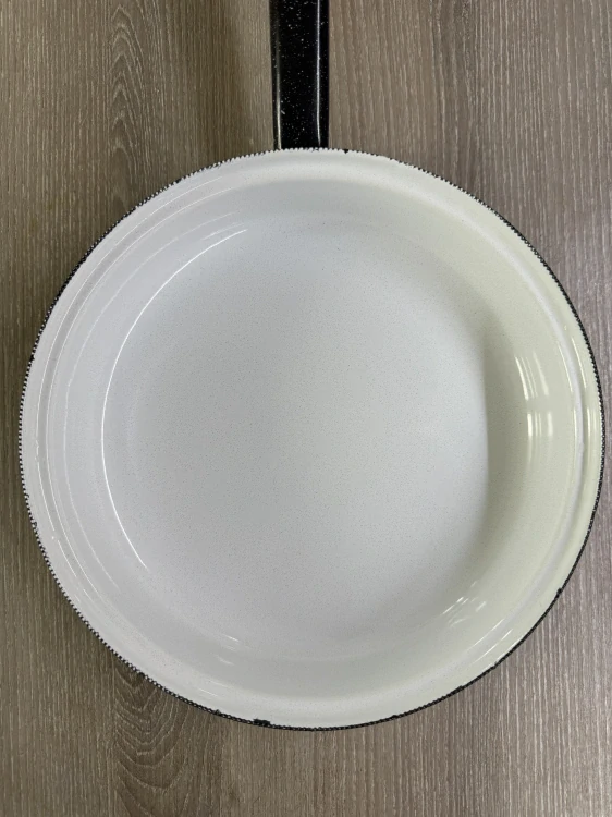 Smaltovaná panvica Beryl 20 cm čierna