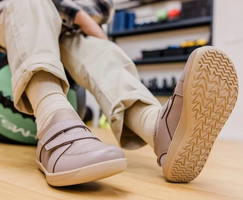 Milash detské barefoot tenisky Sport hnedé