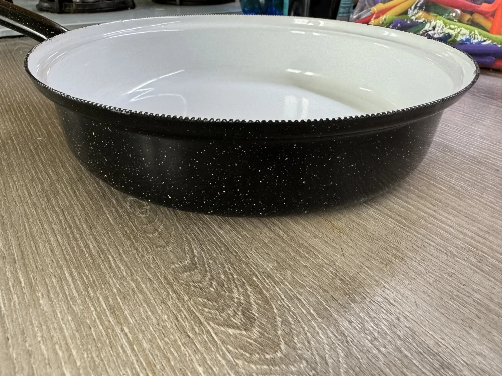 Smaltovaná panvica Beryl 20 cm čierna