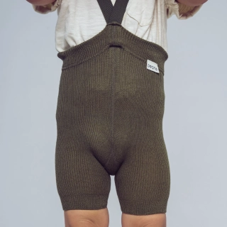 Detské kraťasy na traky lesná zelená